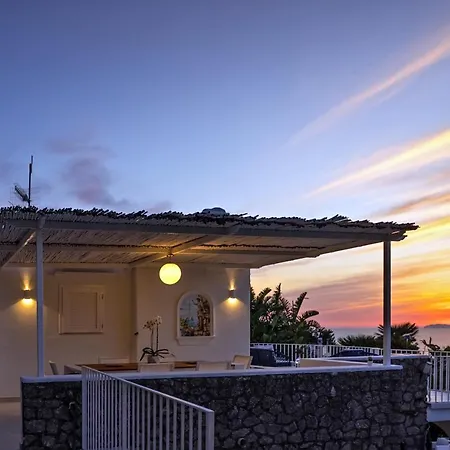 Azzurra Apartment *