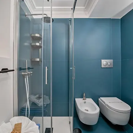 Azzurra Apartment